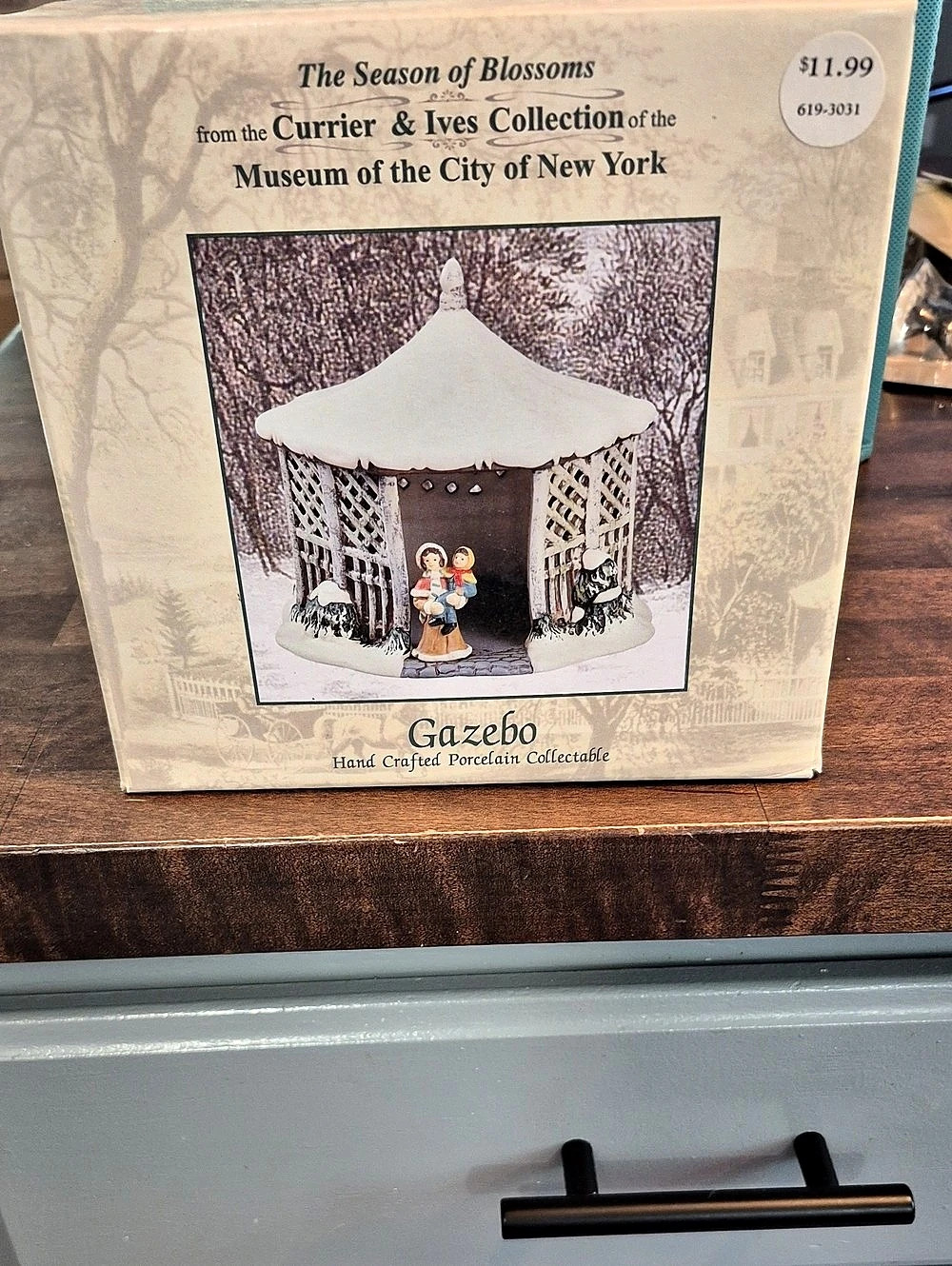 Currier & Ives The Season of Blossoms Gazebo Kit